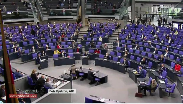 Bundestag: Novelle zum Infektionsschutzgesetz:point_right:Die Demonstrationen vor Ort kommen zur Sprache:flushed: